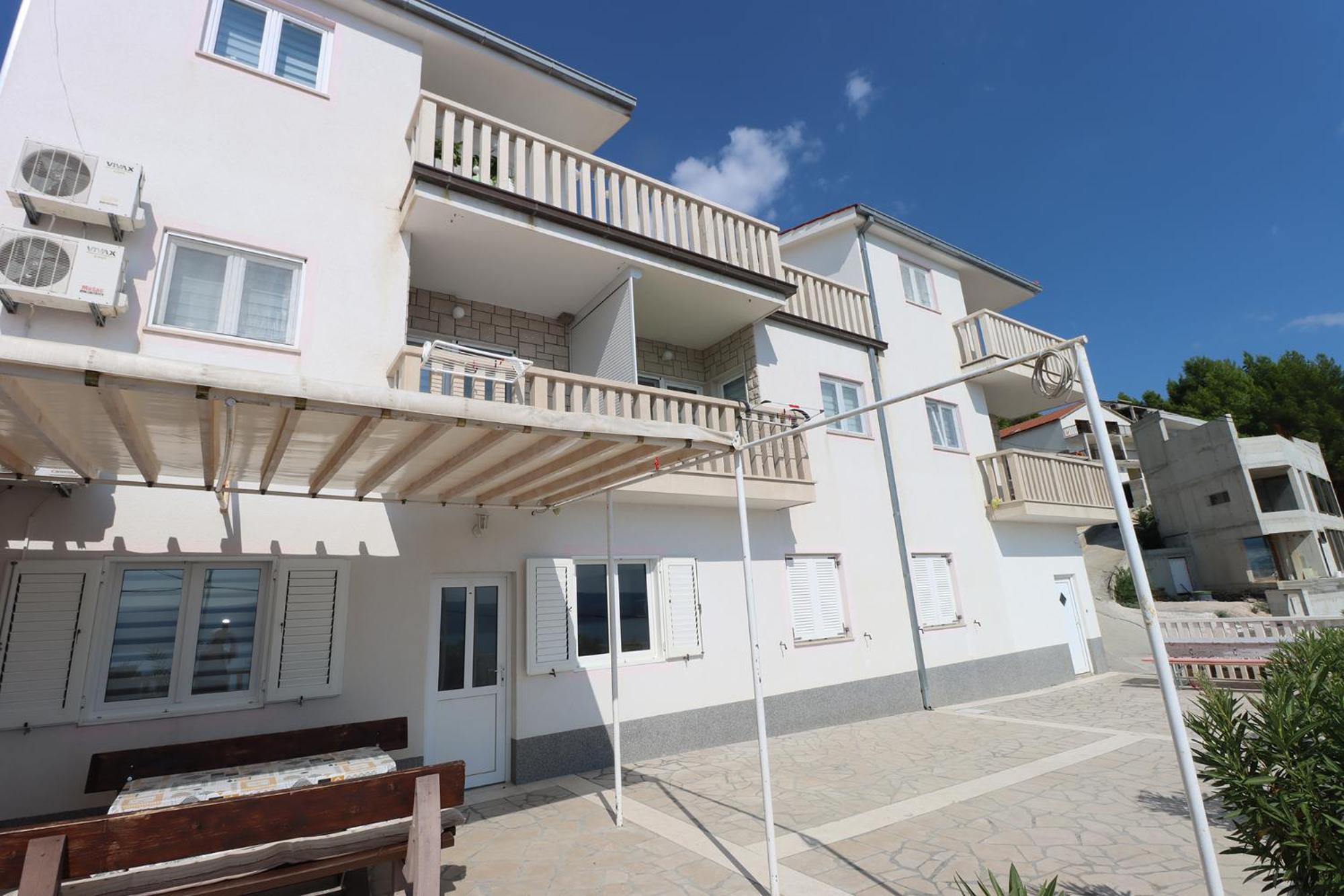 Apartmani Vesna Целина Экстерьер фото