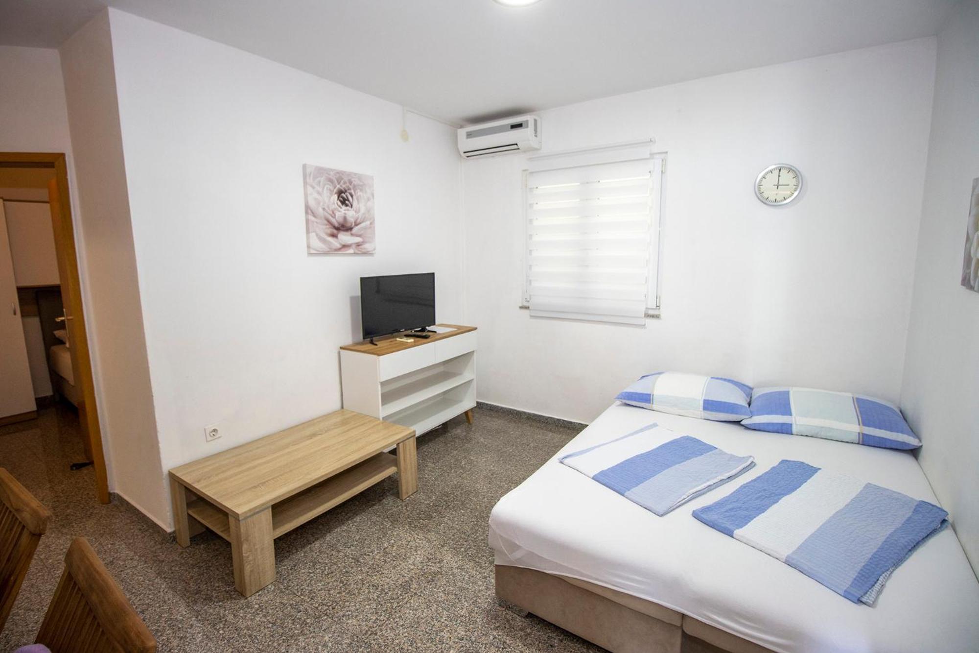 Apartmani Vesna Целина Экстерьер фото